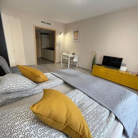 Lake And Spa Apartman Velence Ngoại thất bức ảnh