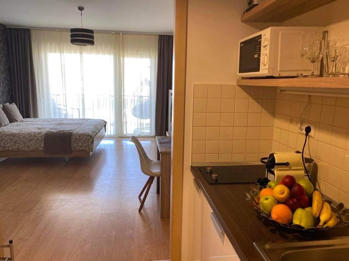 Lake And Spa Apartman Velence Ngoại thất bức ảnh