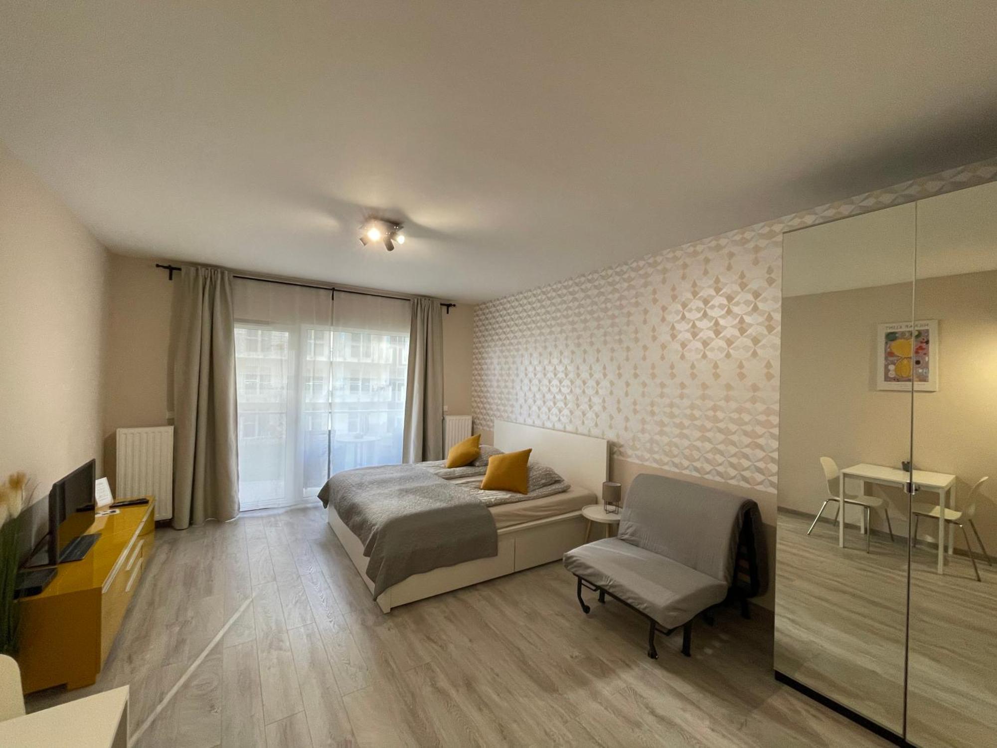 Lake And Spa Apartman Velence Ngoại thất bức ảnh