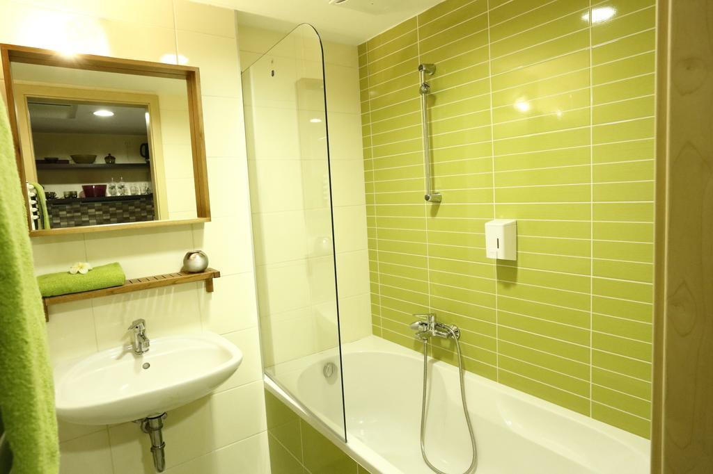 Lake And Spa Apartman Velence Phòng bức ảnh