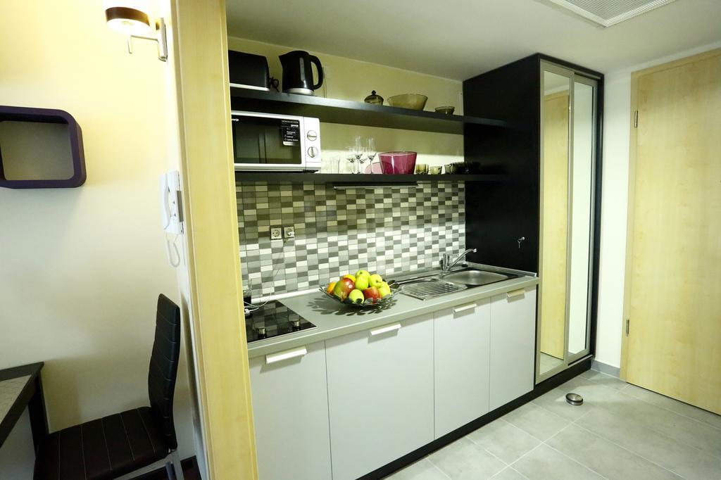 Lake And Spa Apartman Velence Phòng bức ảnh